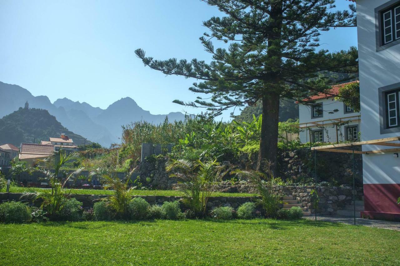 Casa Oliveira Esmeraldo - Guest Houses São Vicente Eksteriør billede