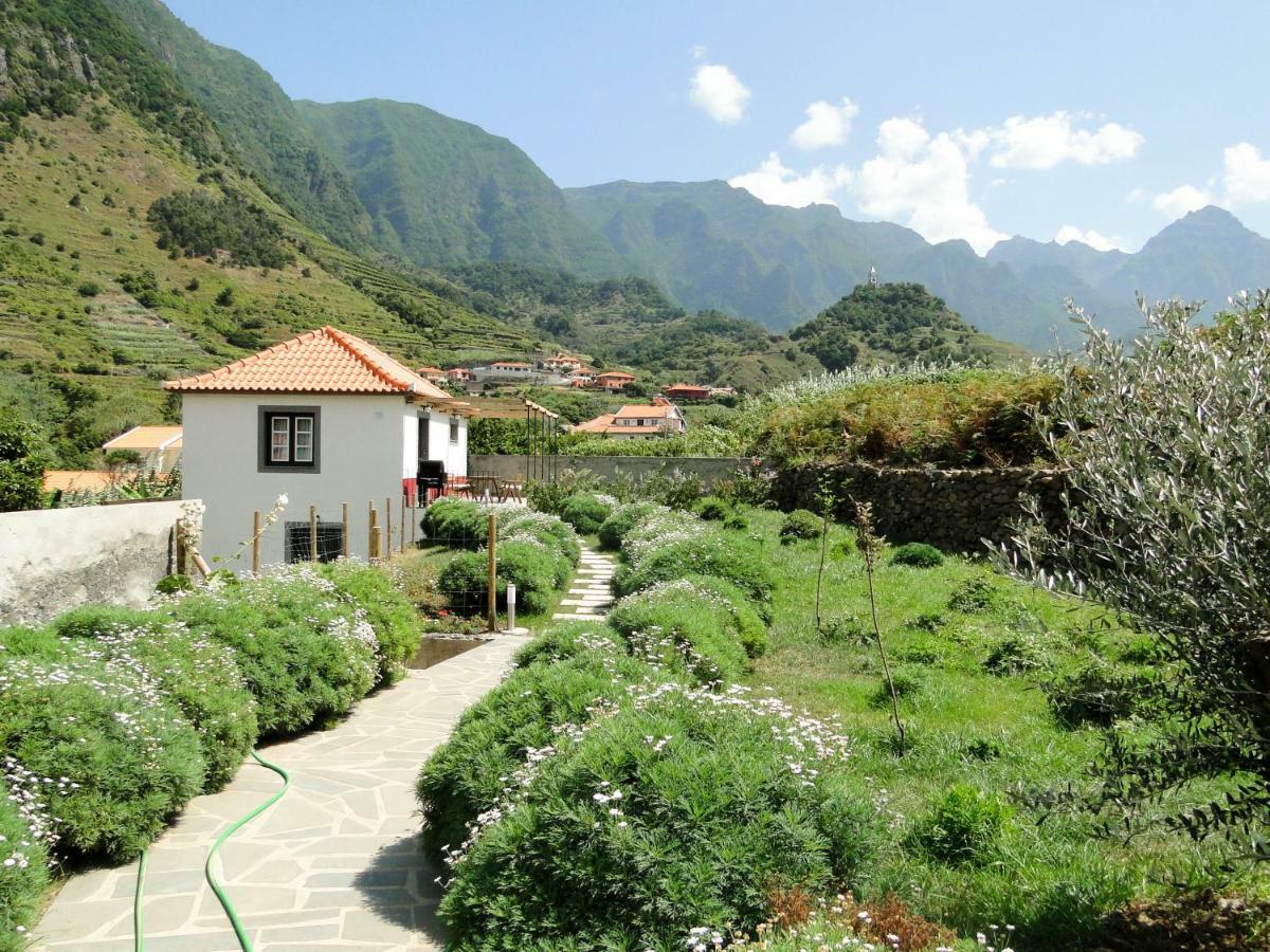 Casa Oliveira Esmeraldo - Guest Houses São Vicente Eksteriør billede